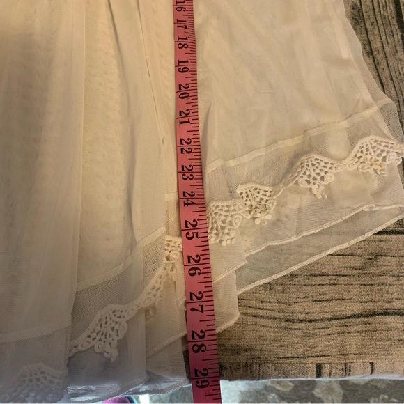 Indigo Thread Co Lace Embroidery Embroidered Off White Flowy Fancy Boho - Picture 14 of 15